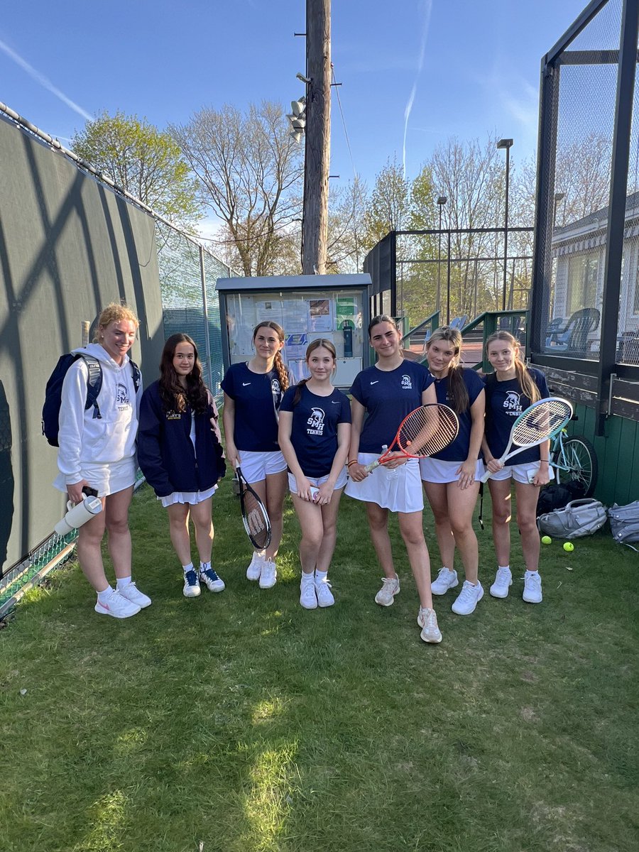 GIRLS TENNIS: Spartan sweep the day as they defeat Lowell Catholic 5-0. Singles winners were Riley Maguire, Anna Wood, and Carolina Toranzo while doubles winner were Calli Allaire/Layla Trahant and Ava Gigliotti/Maddi Desilets. @Joey_Barrettt @BostonHeraldHS @GlobeSchools