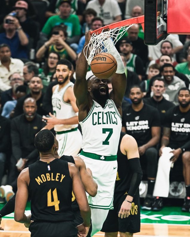 Los Celtics hicieron los deberes y superaron con mucha autoridad a los Cavaliers para poner el 1-0 en la serie.