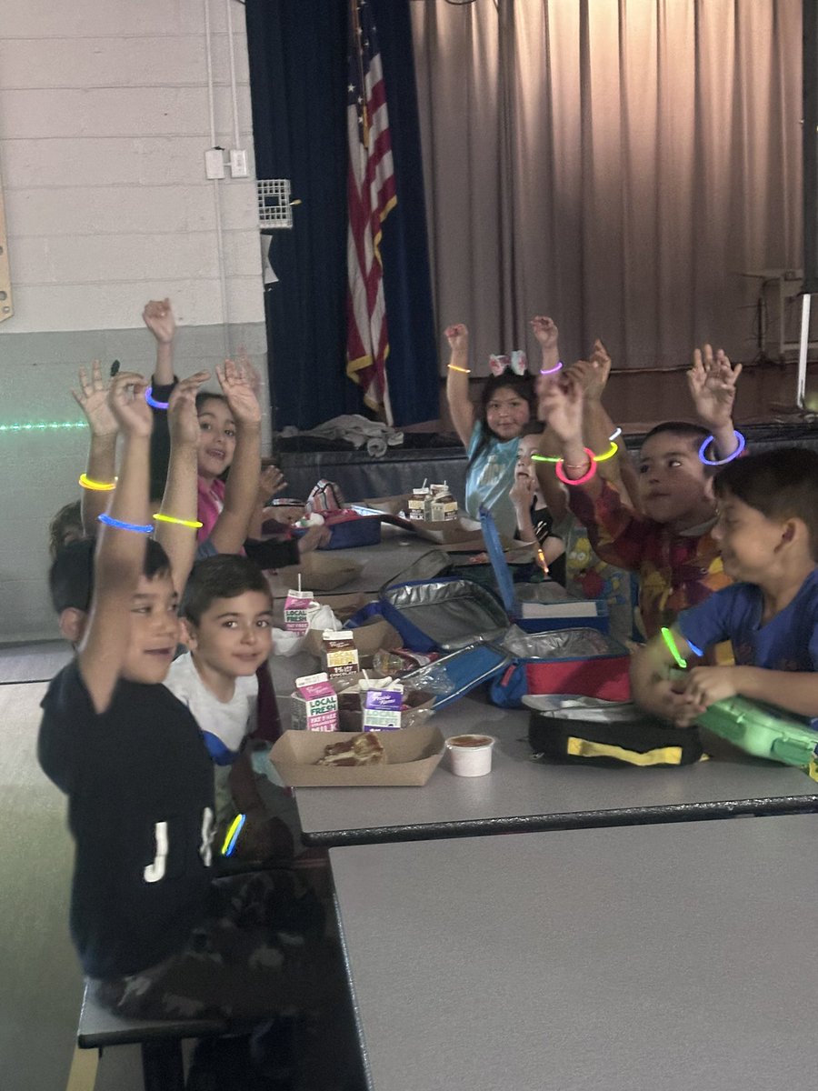 I mean there’s not much better than a glow in the dark lunch to celebrate positive behavior at Northeast! Thank you to our PBIS team who always makes everything a little more fun! #BeEvergreen