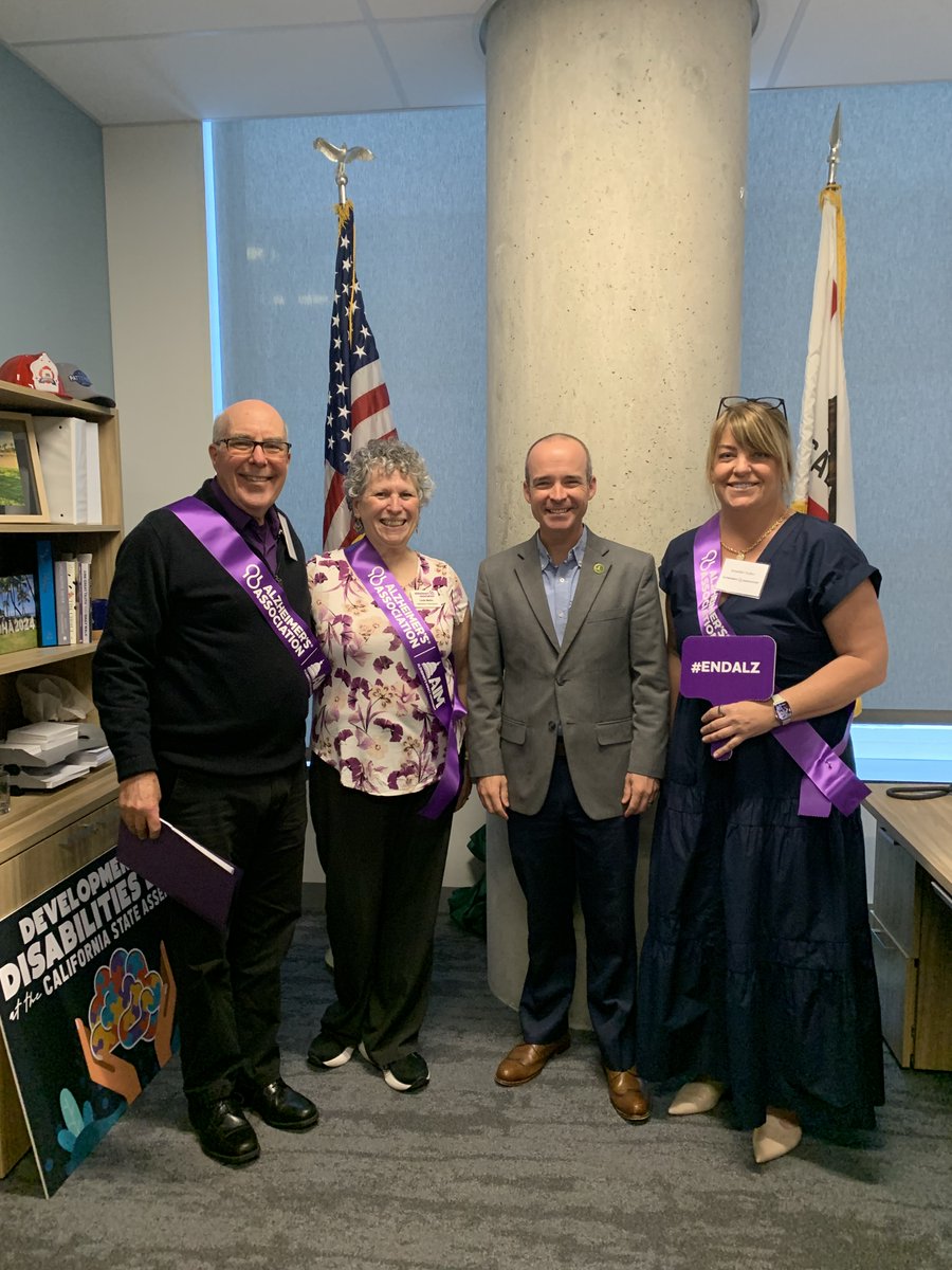 Thank you @patterdude for meeting with Alzheimer’s advocates to discuss ways to improve Alzheimer’s care in CA. We appreciate your continued support of #SB639, #AB2680, and #AB2689. #Care4Alz #EndAlz @AlzNorCalNorNev