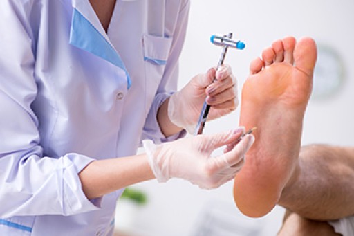 Podiatrists Provide Expert Care for Foot Conditions dlvr.it/T6Z8Kz