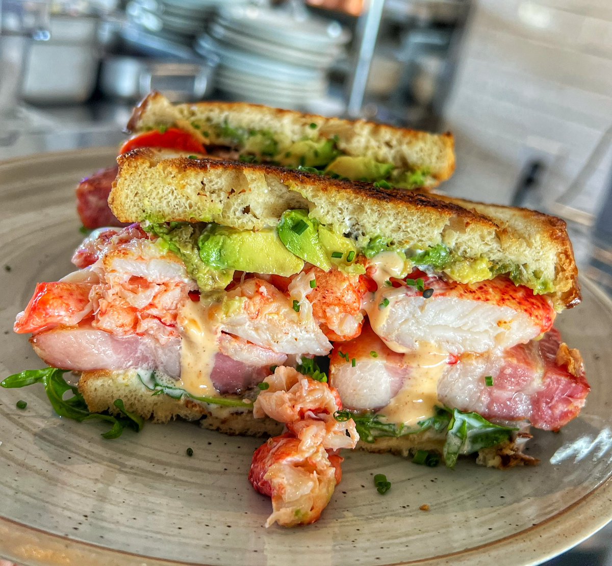 Lobster Pork Belly Sandwich 😱

📸 @ChefGruel | #BBQ