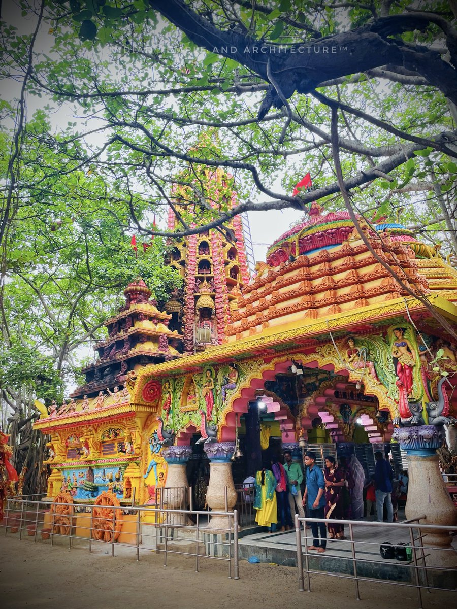 Gorakhnath Shaiva Peetham, Jagatsinghpur, #Odisha. The temple is dedicated to the renowned Saivite saint of Nath cult, Yogi Gorakhnath Maharaj; who was the founder of the Nath Hindu monastic movement in India in 11th Century CE. ⬇️
