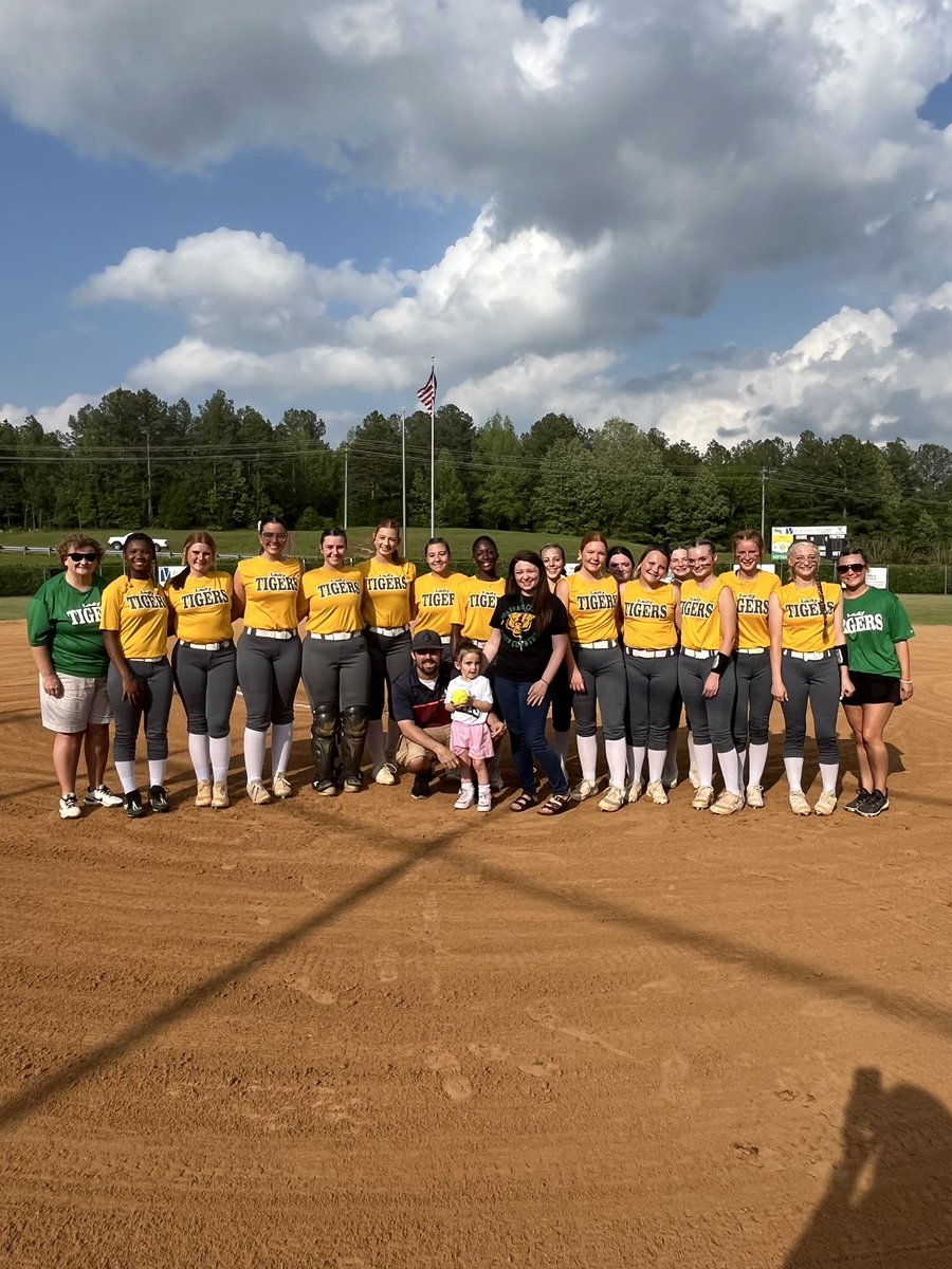 BCHS Softball tweet media