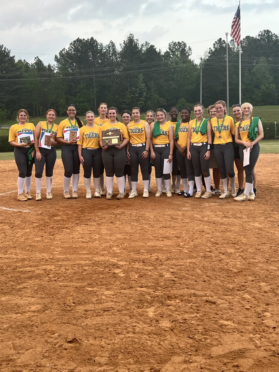 BCHS Softball tweet media