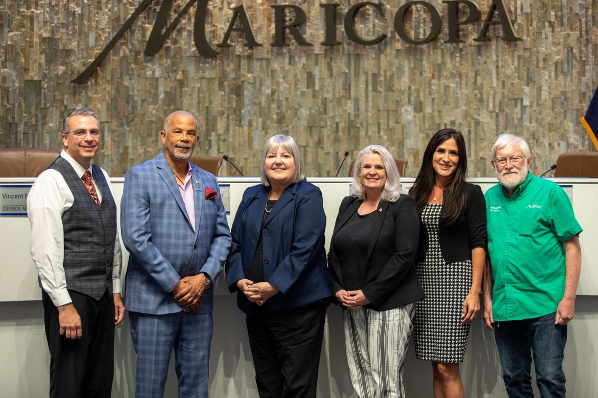 Join us in welcoming AnnaMarie Knorr, our newest council member! She took her oath of office at tonight's council meeting and is already getting to work.

#CityofMaricopa #CityCouncil
