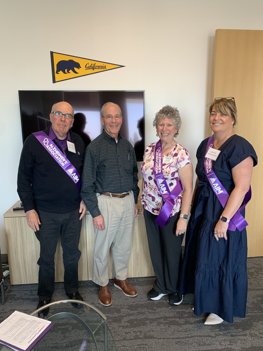 Thank you @SenRogerNiello and Heidi, for meeting with Alzheimer’s advocates to discuss ways to improve Alzheimer’s care in CA. We appreciate your continued support of #SB639, #AB2680, and #AB2689. #Care4Alz #EndAlz @AlzNorCalNorNev
