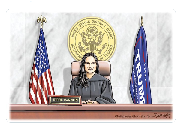 `
Trump's favorite judge Aileen Cannon has postponed the Trump classified documents trial 'indefinitely'!
🤬🤬🤬
I am not surprised .. but I am still shocked to the core.

No respect for The Country and The People.
NONE!