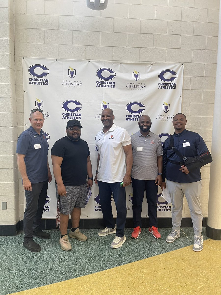 Albert Rice (@rice_albert_) on Twitter photo Thank you coach Slade, coach Downing, coach Rud, coach Cox, and the University of Virginia for coming to check us out today! <a href="/CoachCCox/">Curome Cox</a> <a href="/Coach_Rud/">Coach Rud</a> <a href="/CoachChrisSlade/">Chris Slade</a> <a href="/coachdowning1/">Kevin Downing</a> <a href="/GoNCSFootball/">Norfolk Christian Football ๐</a> Thank you coach Slade, coach Downing, coach Rud, coach Cox, and the University of Virginia for coming to check us out today! <a href="/CoachCCox/">Curome Cox</a> <a href="/Coach_Rud/">Coach Rud</a> <a href="/CoachChrisSlade/">Chris Slade</a> <a href="/coachdowning1/">Kevin Downing</a> <a href="/GoNCSFootball/">Norfolk Christian Football ๐</a>