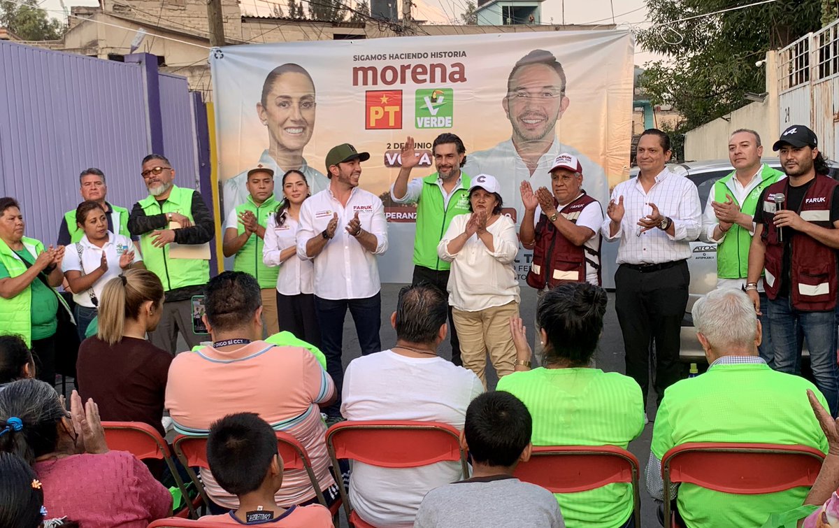 FarukMTake's tweet photo. Terminamos este #Martes con una Asamblea Vecinal en el barrio de San Francisco Culhuacán en #Coyoacán con un gran recibimiento por parte de los vecinos y vecinas y de mí amiga @Guadalu06898788

Agradecemos a nuestro querido amigo, el presidente del @partidoverdemex y Diputado @ChuchoSesmaPVEM por acompañarnos el día de hoy.

¡Cada vez somos más los que quieren que #SigamosmosHaciendoHistoria !
#La4tTambienEsVerde