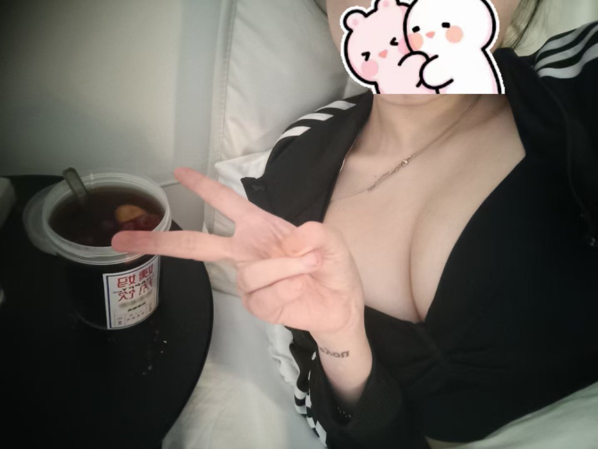 Memory49600022's tweet photo. 色狼��，早呀 https://t.co/JeCglHIAKM