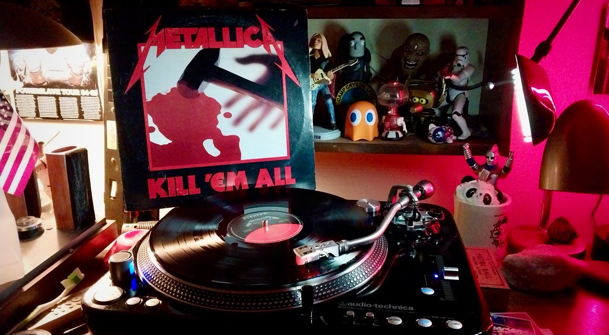 NP:Metallica - Kill ‘Em All (1983)

My 1988 Record Club Edition … bought this locally years ago in the 90s as a youngster. Ive spun this a lot!

 #VinylCommunity #VinylRecords #recordcollection #records #VinylAddict  #vinyljunkie #NowSpinning #LP
