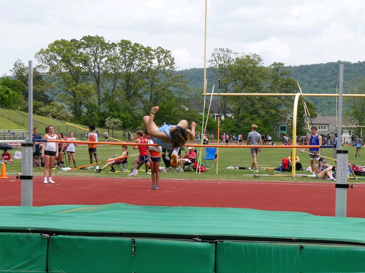 Jennifer Crowell (@jcrowliveshere) on Twitter photo So proud of <a href="/NaomiECrowell/">Naomi Crowell</a>! Heading to State for high jump! Thankful for her coaches and their support! <a href="/RockvaleTf/">Rockvale_TF</a> #statebound So proud of <a href="/NaomiECrowell/">Naomi Crowell</a>! Heading to State for high jump! Thankful for her coaches and their support! <a href="/RockvaleTf/">Rockvale_TF</a> #statebound