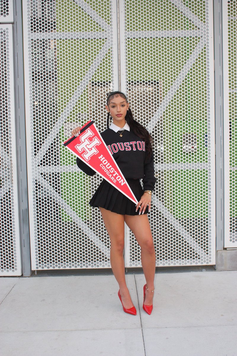 Amayagracee_'s tweet photo. Nola baby → Houston hottie 

#nola #Houston #uofh https://t.co/CxLtffrmgb