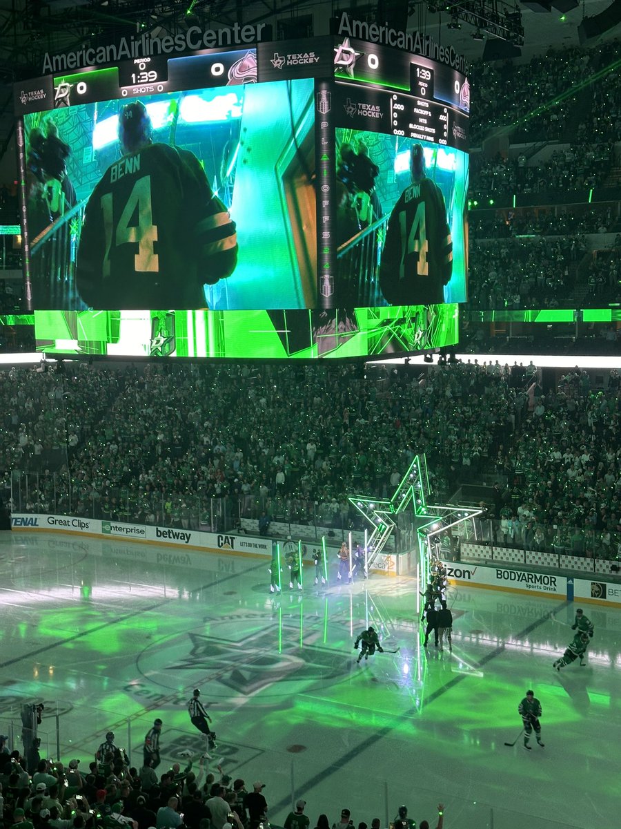 conceptress's tweet photo. WOOOOOO HOOOOOO!!

@DallasStars -the Ice Girl outfits were awesome!

#TexasHockey #StanleyCupPlayoffs #AVSvsSTARS #COLvsDAL https://t.co/6DbpgfXMh4