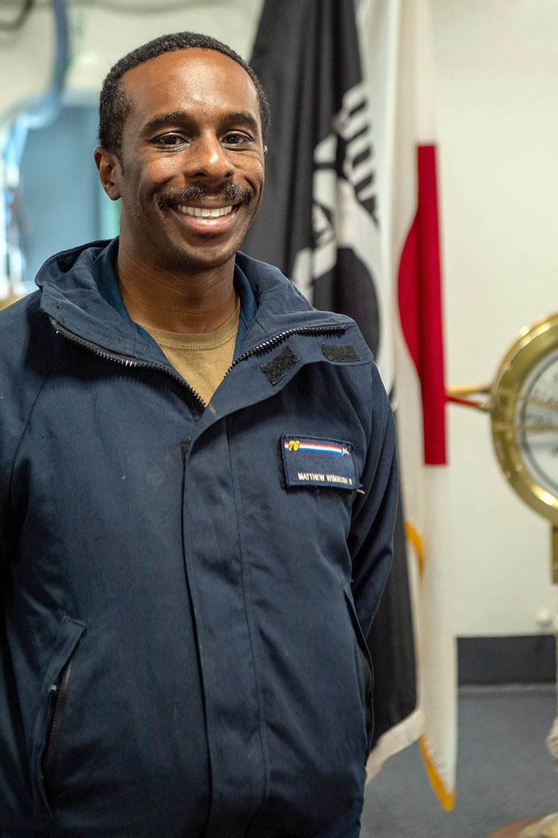 #SanDiego native serves aboard #USNavy #Aircraft #carrier #USSRonaldReagan #CVN76
AB3 Matthew Wimbush II
2006 Mount Miguel HS
“I was proud of being meritoriously promoted to petty officer third class.”
navyoutreach.blogspot.com/2024/05/san-di…
#ForgedBytheSea #AmericasNavy @NETC_HQ @gipper_76 #Sea