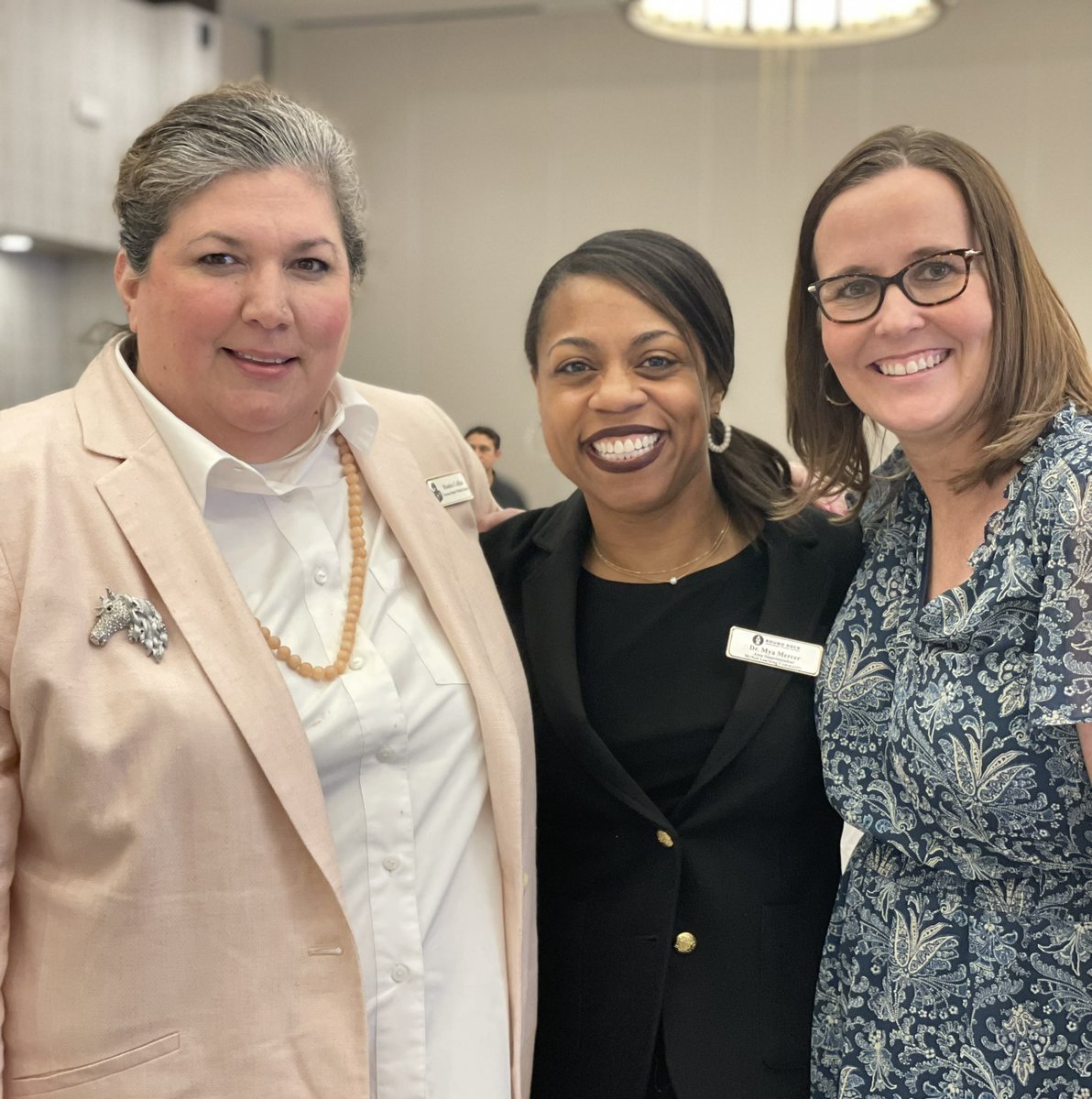 BIG CONGRATULATIONS to our inaugural elementary and secondary Principals of the Year!!! I couldn’t be more proud of @MrsCollins1787, secondary and @jennystrong92, elementary!!! Y’all represent the MLC well and I am so honored and blessed to get to work alongside each of you!!