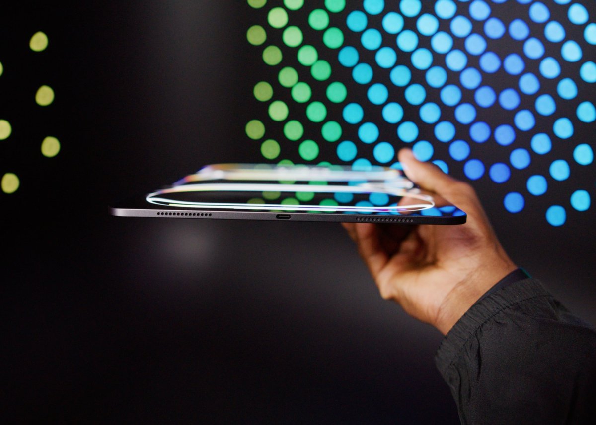 Marques Brownlee tweet media