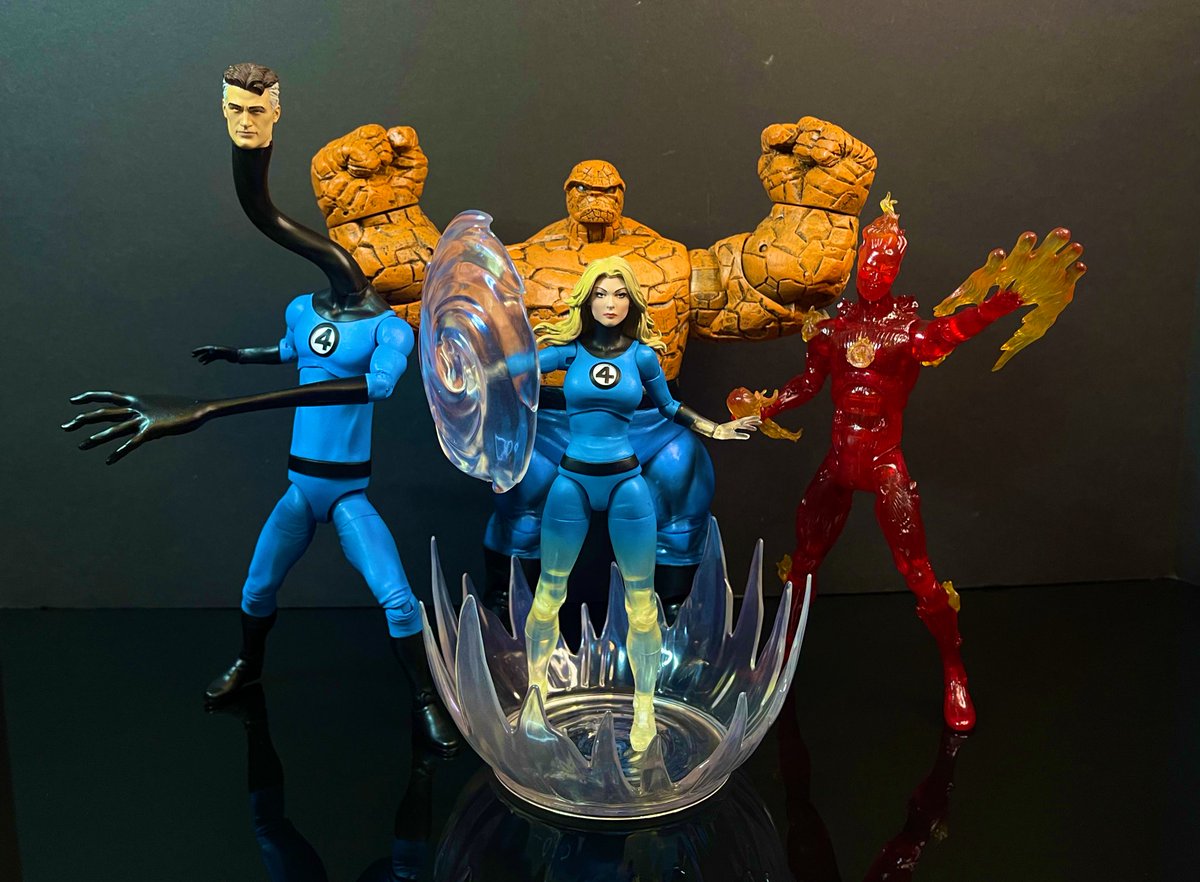 JUST CALL THE 4! #fantasticfour #diamondselect #marvelselect #marvel #toyshiz