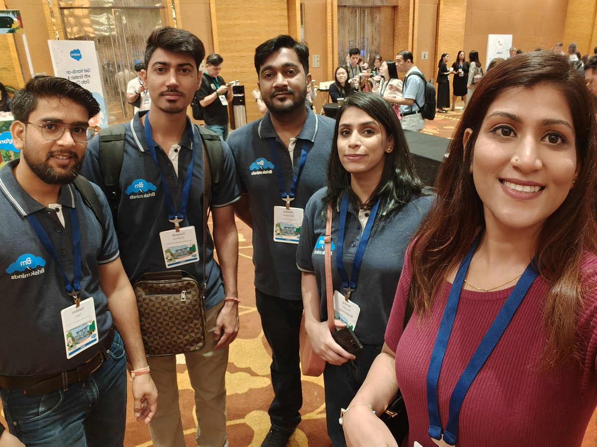 Embracing innovation and connectivity at the World Tour Essentials Salesforce event in #Singapore! 🌏💼 

#Salesforce #WorldTour #Singapore #Innovation #AI #Briskminds