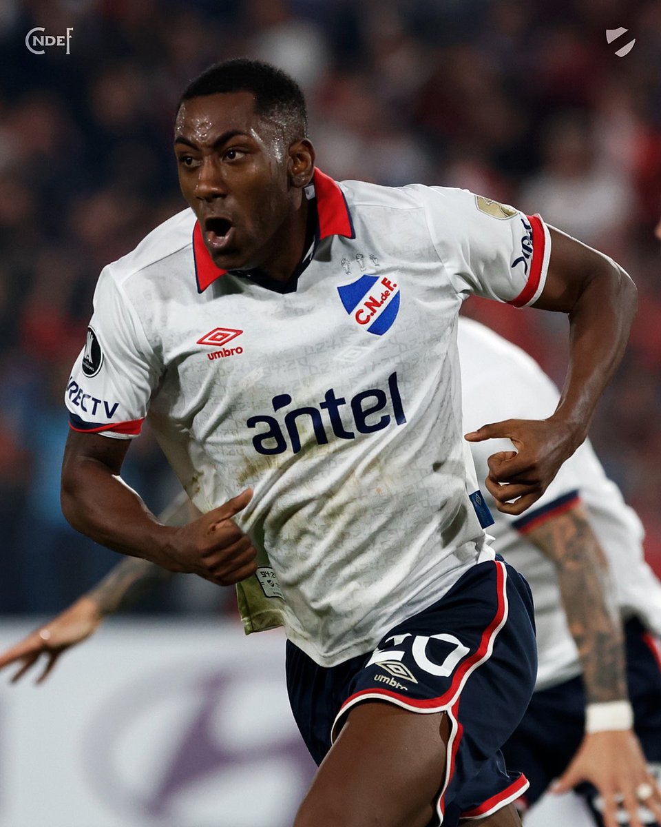 GONZALO RODRIGO CARNEIRO MÉNDEZ.

#125AñosGigantes 🔵⚪️🔴