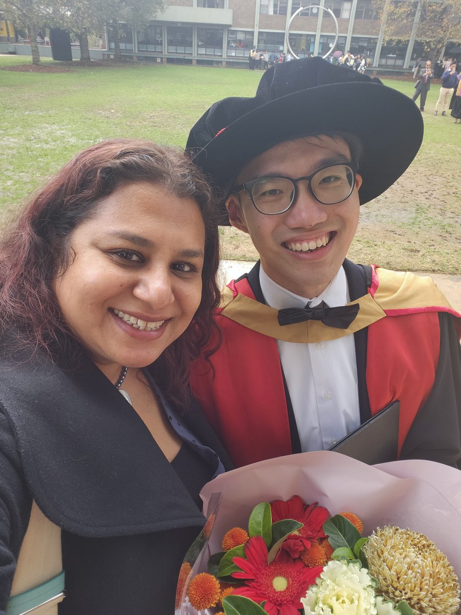 Very happy for and proud of @SunjayaMD on his #PhD graduation day. Thank you for the friendship, collegiality and support over the years. Wish you all success in your future academic and clinical endeavours, Prof Sunjaya ;) #academia #ECRchat @georgeinstitute @UNSWMedicine