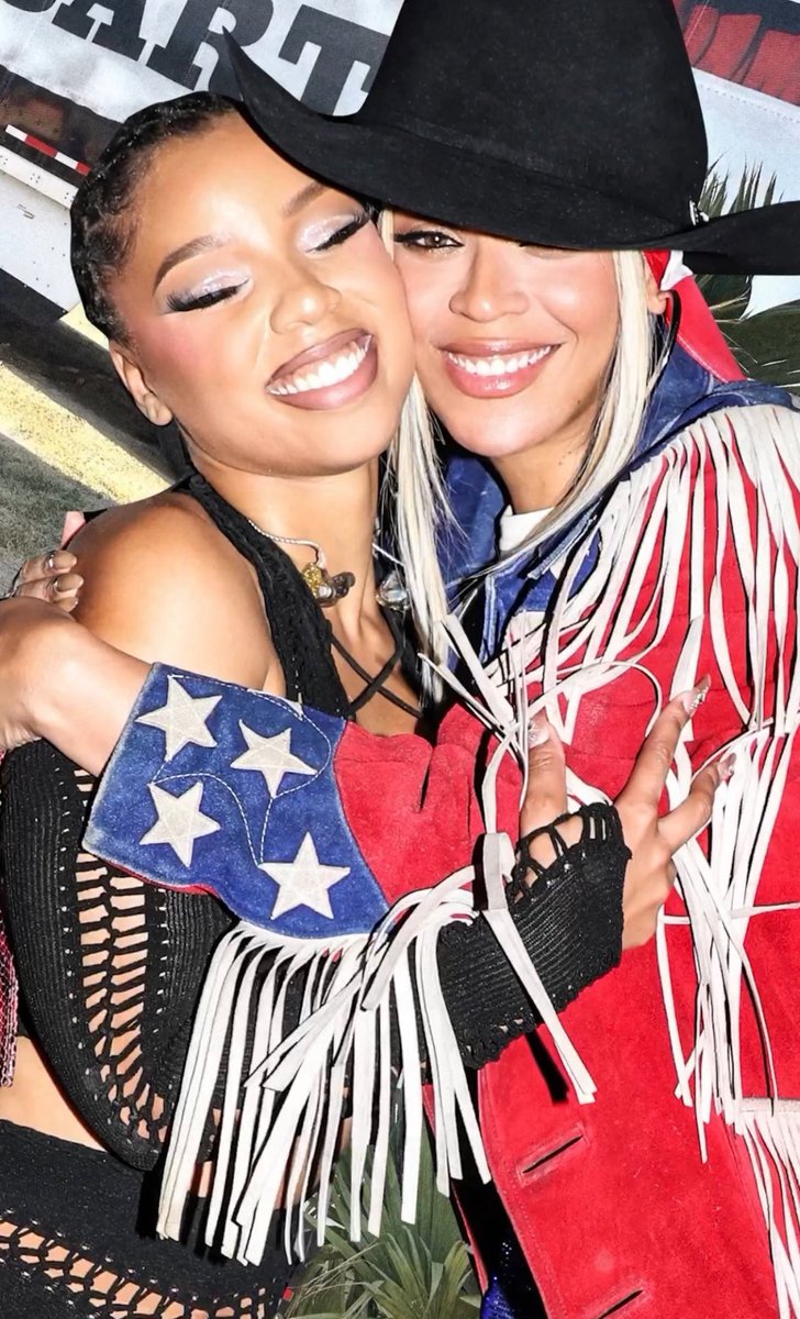 .@ChloeBailey & Beyoncé from Coachella 2024