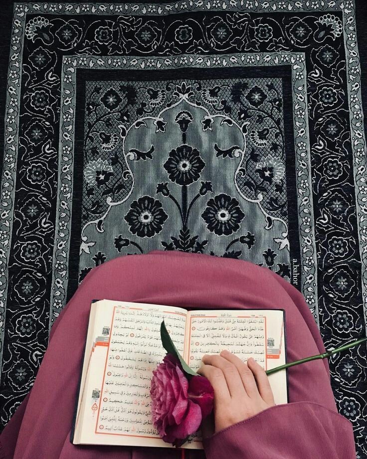#Asslamu__alaikum____❤️

जब दिल में ख्याल देने वाला अल्लाह है तो
मुक्दर में लिखने वाला भी अल्लाह..!!❤️
