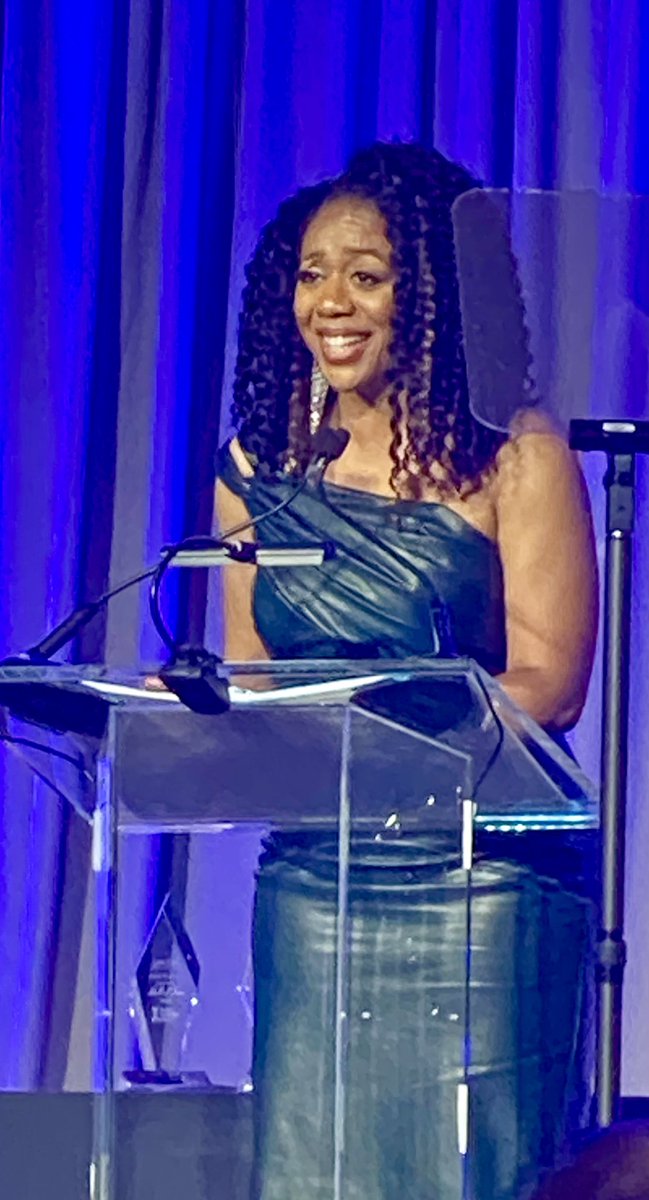 Congratulations to the incomparable @cherrigregg winner 🥇 of this evening’s #LKAM24 Lew Klein Excellence in Media Award at @TempleUniv @TheTempleNews @dlboardman @lenfestinst