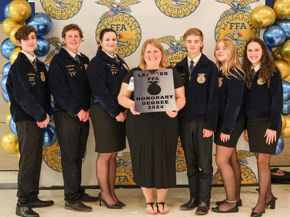 Emily Faulkner tweet media