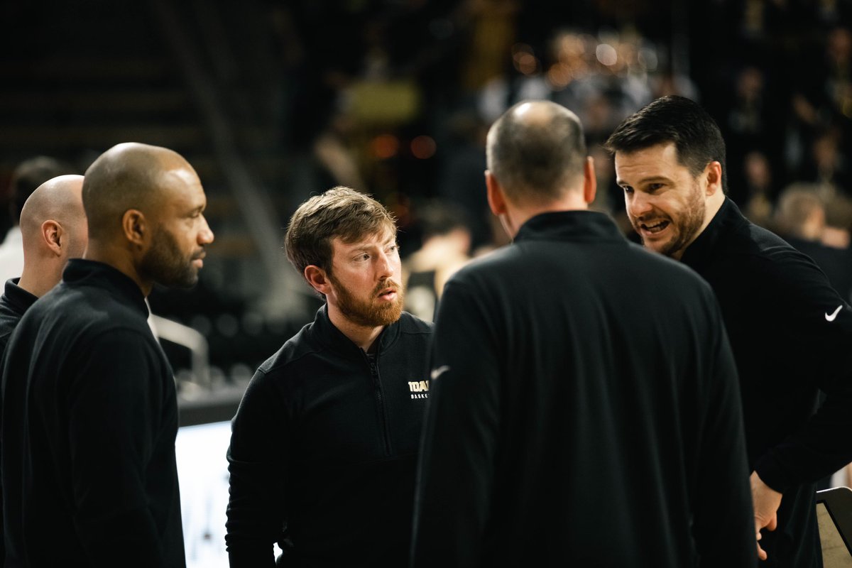 Big birthday shoutout to Coach Jones! #GoVandals