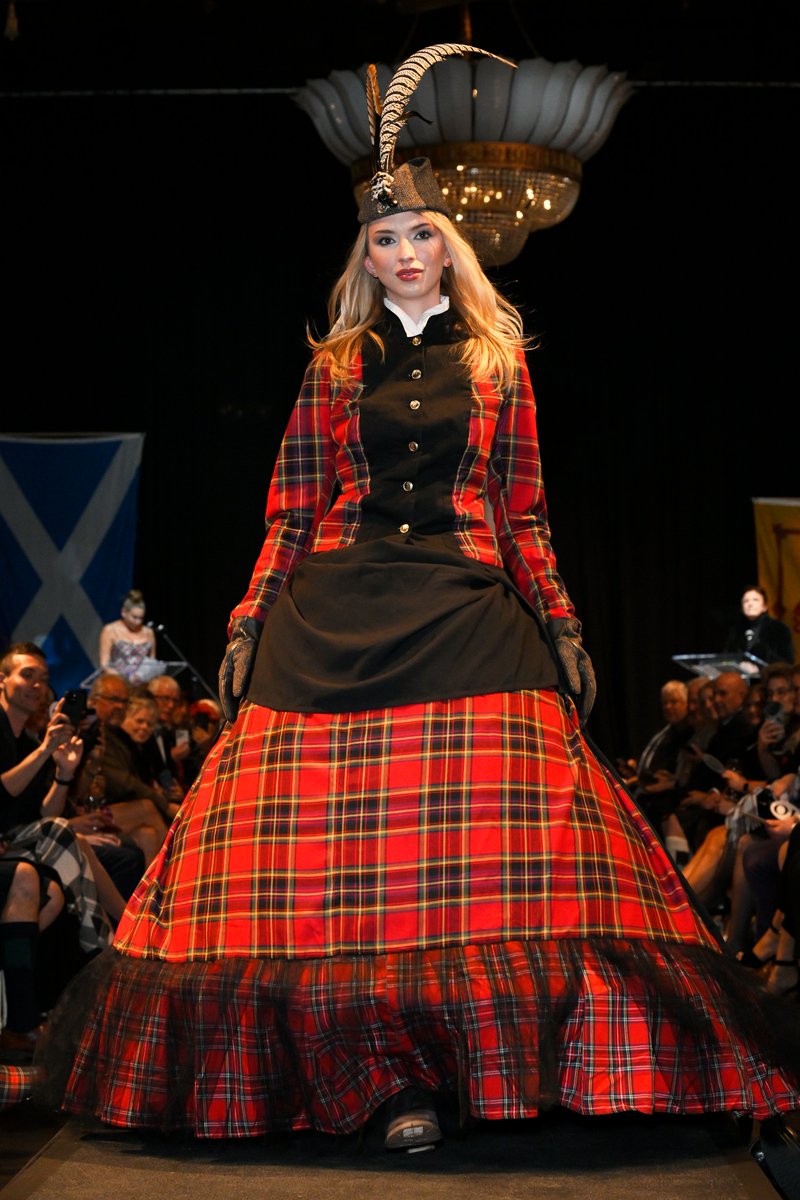 In the May edition of the #ScottishBanner: @DressedtoKilt 2024: Canadian debut reigns supreme in #Toronto Issue out now! 👉 scottishbanner.com/?p=195915 #TheBanner #DressedToKilt #ScotSpirit #Fashion #FashionShow #Tartan #Kilts #DressedToKiltCanada #TartanDay #ScottishFashion