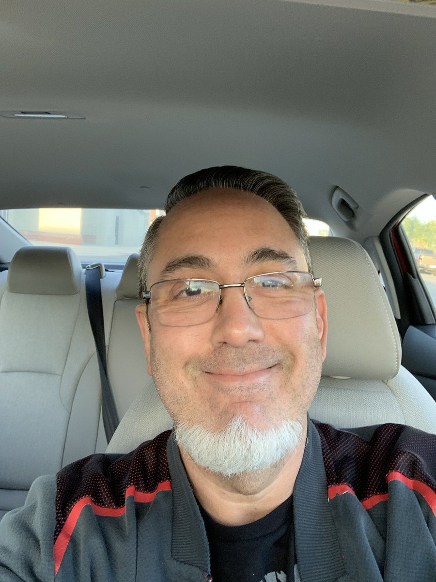 MMA Professor sporting the fresh haircut. Always a good feeling I hope all my friends out there are having a great week so far.🙏