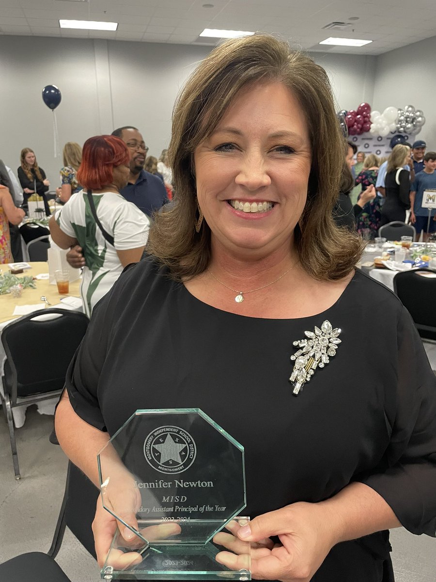 Congratulations to @newtonLCHS , my way better half. I am so proud of you, for being named MISD AP of the year for secondary education. Coming to @LakeCreekHS has been a joy for Me.