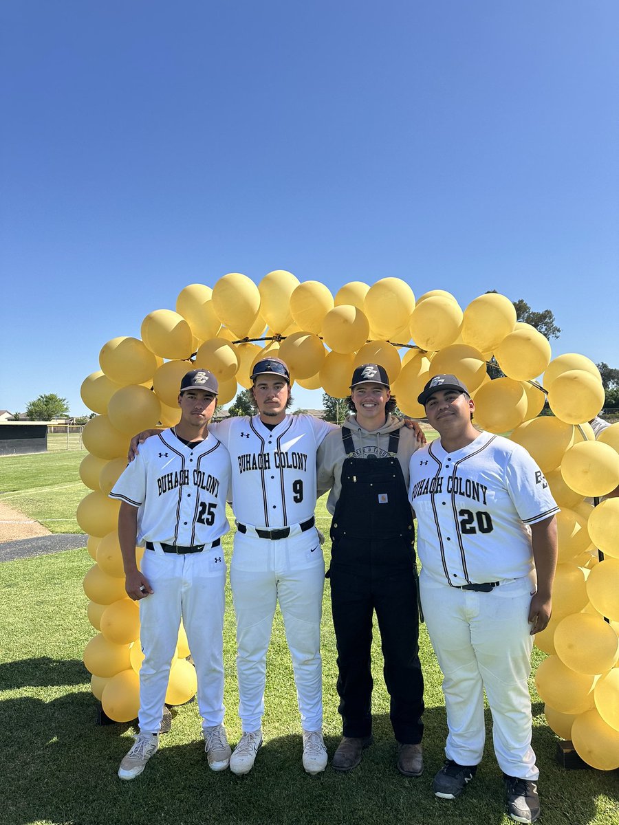 Congrats to our baseball seniors for your hard work on and off the field! We wish you the best in your futures and we are proud of you all! ⚾️⚡️#BuhachPride
