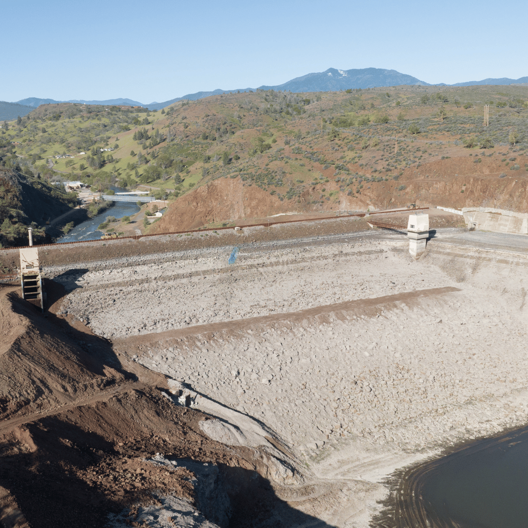 Big news from the Klamath River! 🌟Last week, Iron Gate Dam demolition kicked off – the biggest of the four dams slated for removal! Indigenous leaders and activists celebrated together, signifying the the power of collective action. Excited to be part of the river's renewal 🌿