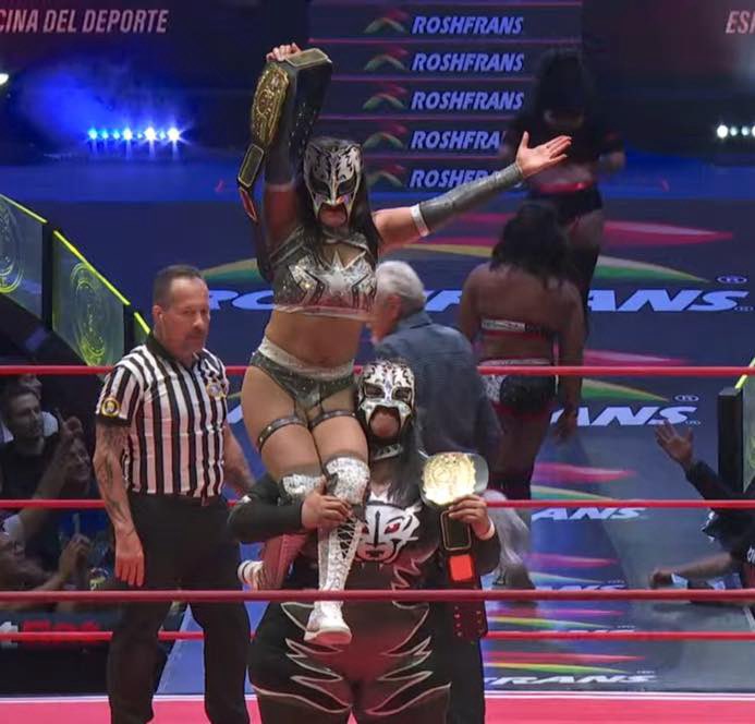 Kira y Skadi defendieron sus Campeonatos Nacionales de Parejas ante Hera y Olympia.

#MartesdeArenaMexico