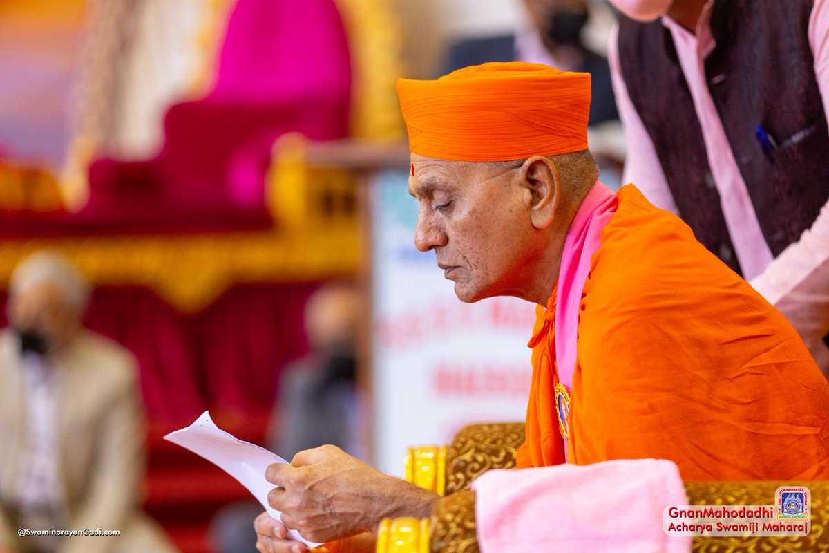 Divine darshan of our beloved #GnanMahodadhi Acharya Shree Jitendriyapriyadasji Swamiji Maharaj. #AcharyaSwamijiMaharaj #SwaminarayanGadi #ManinagarMandir