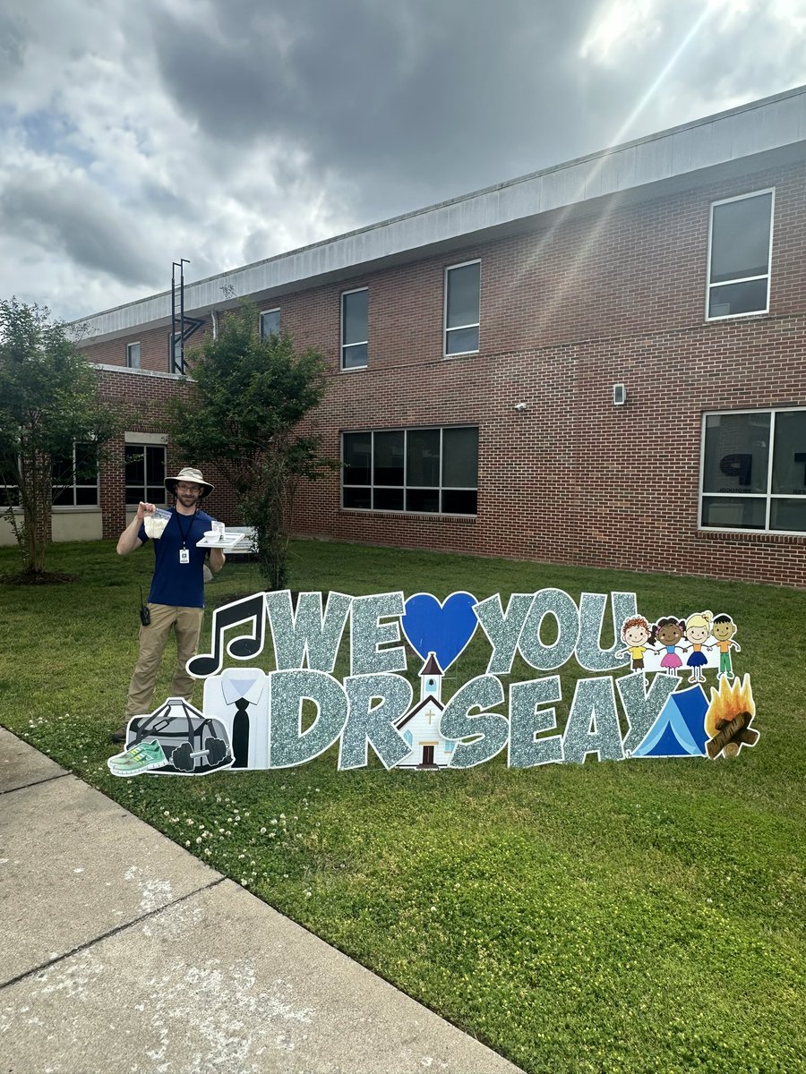 Friday we celebrated our principal @blseay in a way that we know he finds peace. We made him a mini campsite and snatched his macbook for an hour. (hope he wasnt mad🥰) Grateful to @AntiochMSBears Happy Principal Appreciation Day!!! 💙💛#yesweareamsbears #care