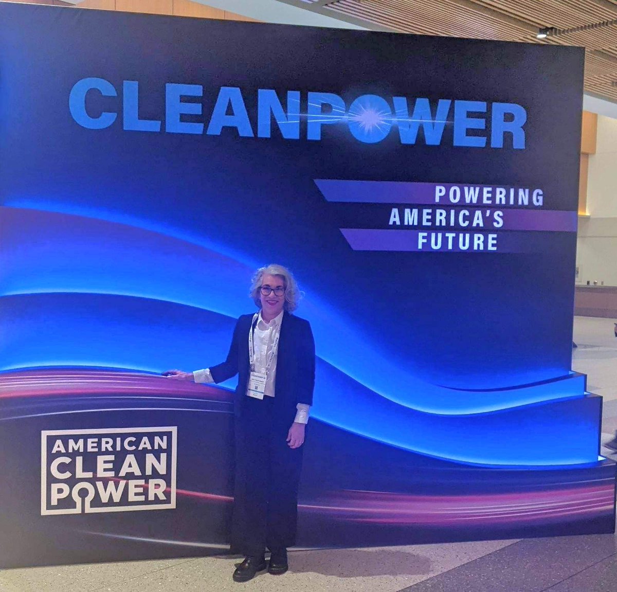 Our fantastic hostess, on behalf of our client at #CleanPower2024, is in Minneapolis, MN.
.
.
#CleanPower #minneapolisminnesota #boothhostess #tradeshowprofessional #professionalteam #kpgeventservices
