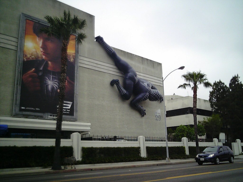 Giant inflatable Symbiote Spider-Man at Sony Pictures Studio promoting ‘3’