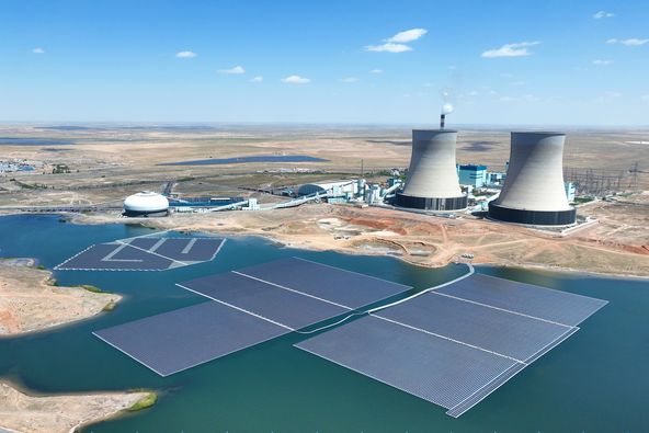 #China’s 1st floating #solarpower station in a high-salinity, highly-mineralized mine water area was recently put into full operation in NW China’s #Ningxia. The 23-MW project can generate over 32 million kWh of #GreenPower annually, cutting #CO2 emissions by about 27,000 tonnes.…