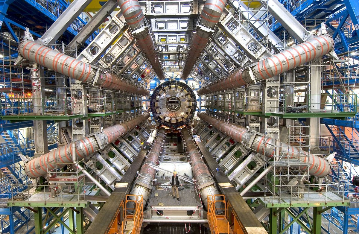 Did he die or just disappear? 
CERN fired up that day.
Things that make you go 🤔🤔🤔 #HiggsBoson #GodParticle #largehadroncollider