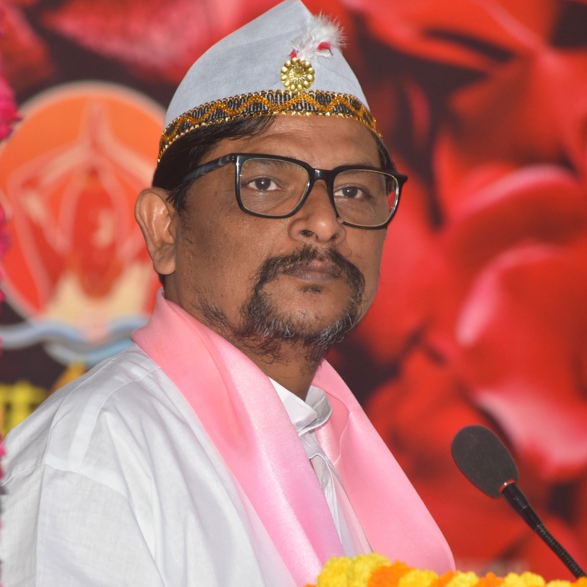gangarvind's tweet photo. #NewProfilePic https://t.co/xNa2Q0ClwW