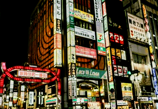 This year's Golden Week was crowded.....It was especially difficult for those who came from abroad at night. Walking can be tiring later, so please refresh yourself with some good food！
🌃🚗🏙️🚶❤️😸❤️🚶🏙️🚗🌃