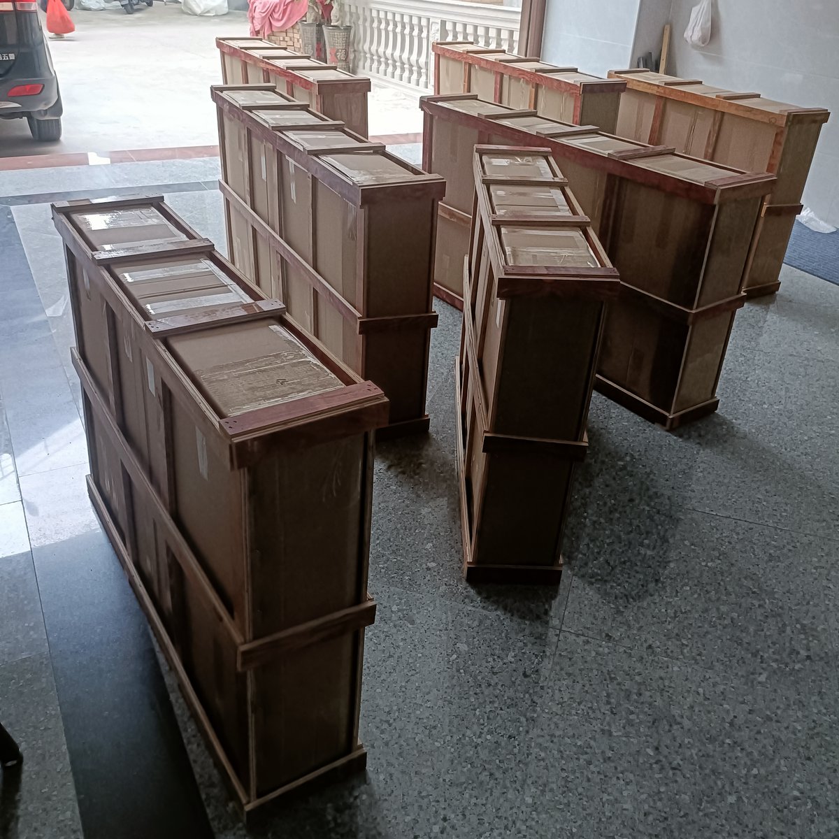 zenyarahome's tweet photo. Solid wood dining table, made of pine wood material, wood has passed moisture content testing. #solidwoodtable #woodtable #woodtables #tables #table #diningtable #board #woodfurniture #woodfurnituredesign https://t.co/OcN90ACIAK