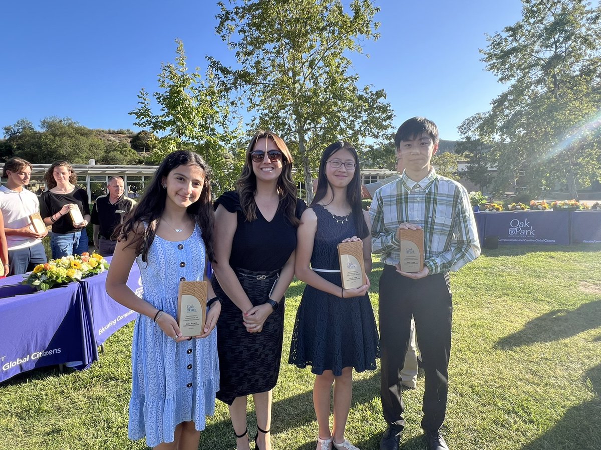 Celebrating the @MCMS_Panthers Compassionate and Creative Global Citizen Award Winners. #teamopusd 💙🐾