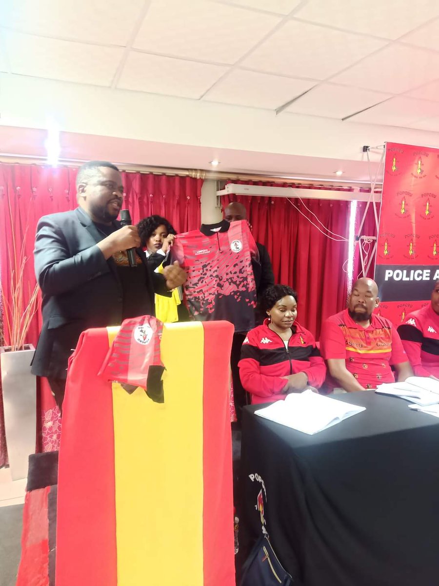 #MembershipService is underway across all workplaces in various sectors of the economy.. #COSATU affiliated trade unions urge unorganised workers to join unions #JoinCosatuNow #Back2Basics