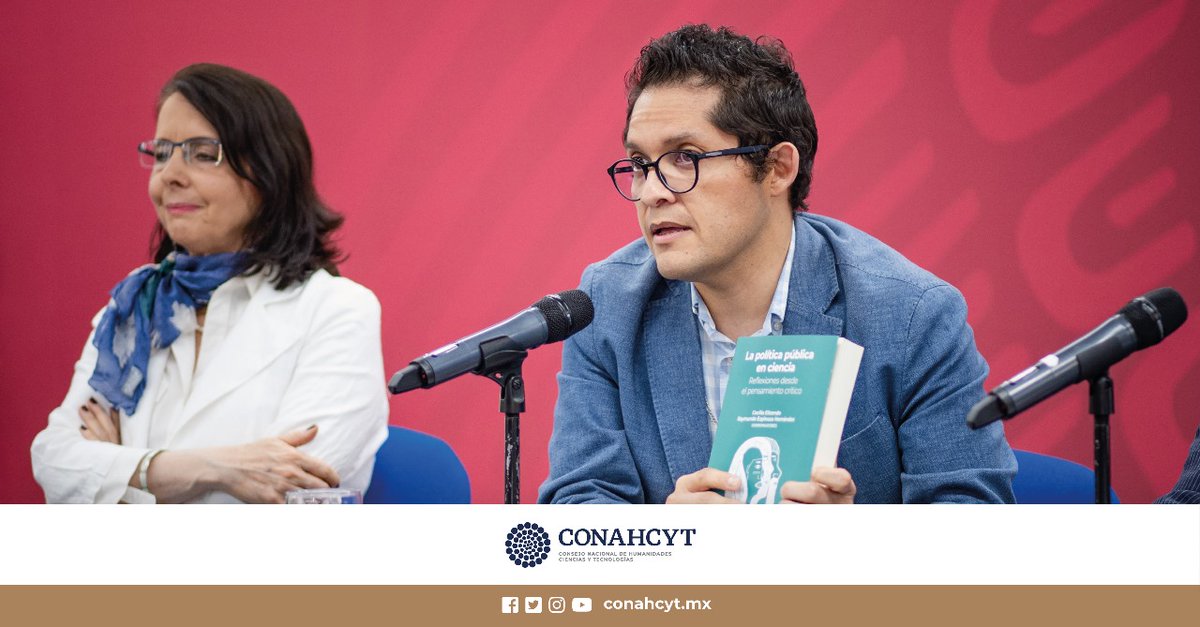 ElenaBuylla's tweet photo. Agradezco la participación del Mtro Francisco Pérez Arce en representación del @FCEMexico, con quienes hemos forjado una alianza muy virtuosa, al Mtro. Raymundo Espinoza, titular de la #UAJ del @Conahcyt_Mex, y la Dra. Cecilia Elizondo de @ecosurmx, ambos coordinadores del libro. https://t.co/66btfYFVnW