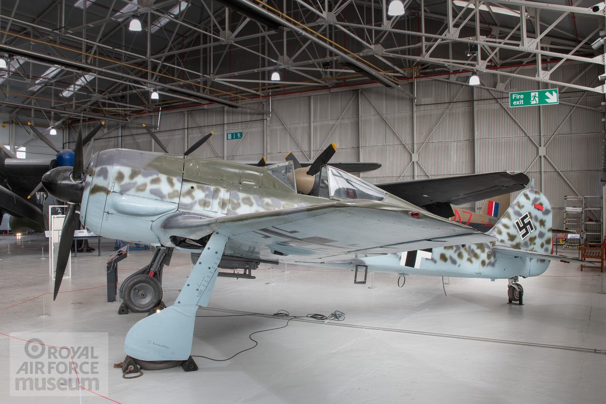 🚀 Spotlight on Object 28 in our 'D-Day in 80 Objects' series The Focke Wulf Fw 190 A-8, a formidable defender of Normandy skies during D-Day. Despite the Luftwaffe's efforts, their numbers dwindled to just 815 aircraft against the Allies' overwhelming 11,500.